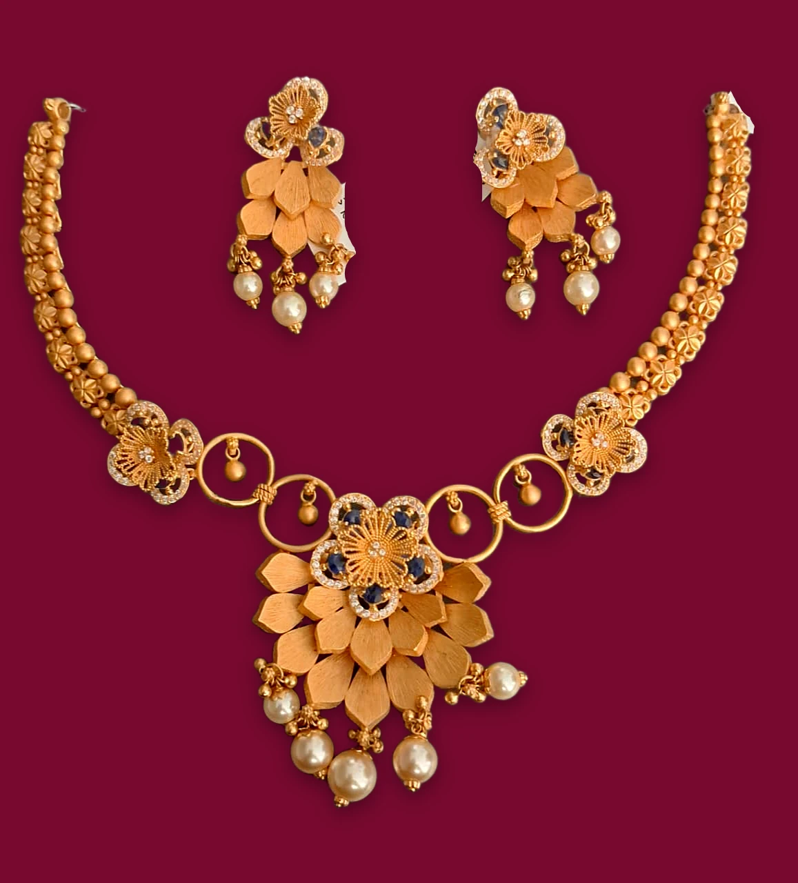Necklace Set at Sri Vijaya Madhavi Jewellers