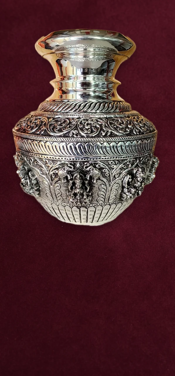 Silver Articles at Sri Vijaya Madhavi Jewellers